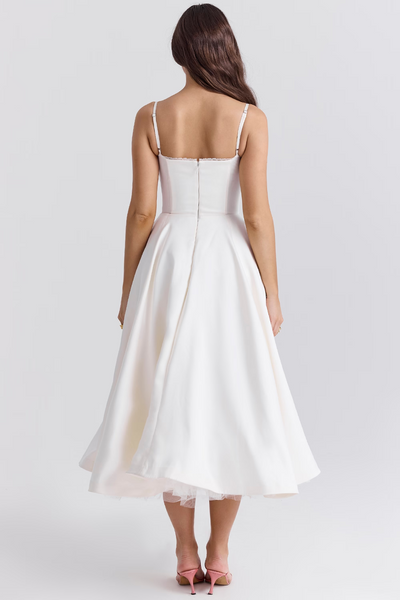 Nicole | Elegantes & modernes Kleid