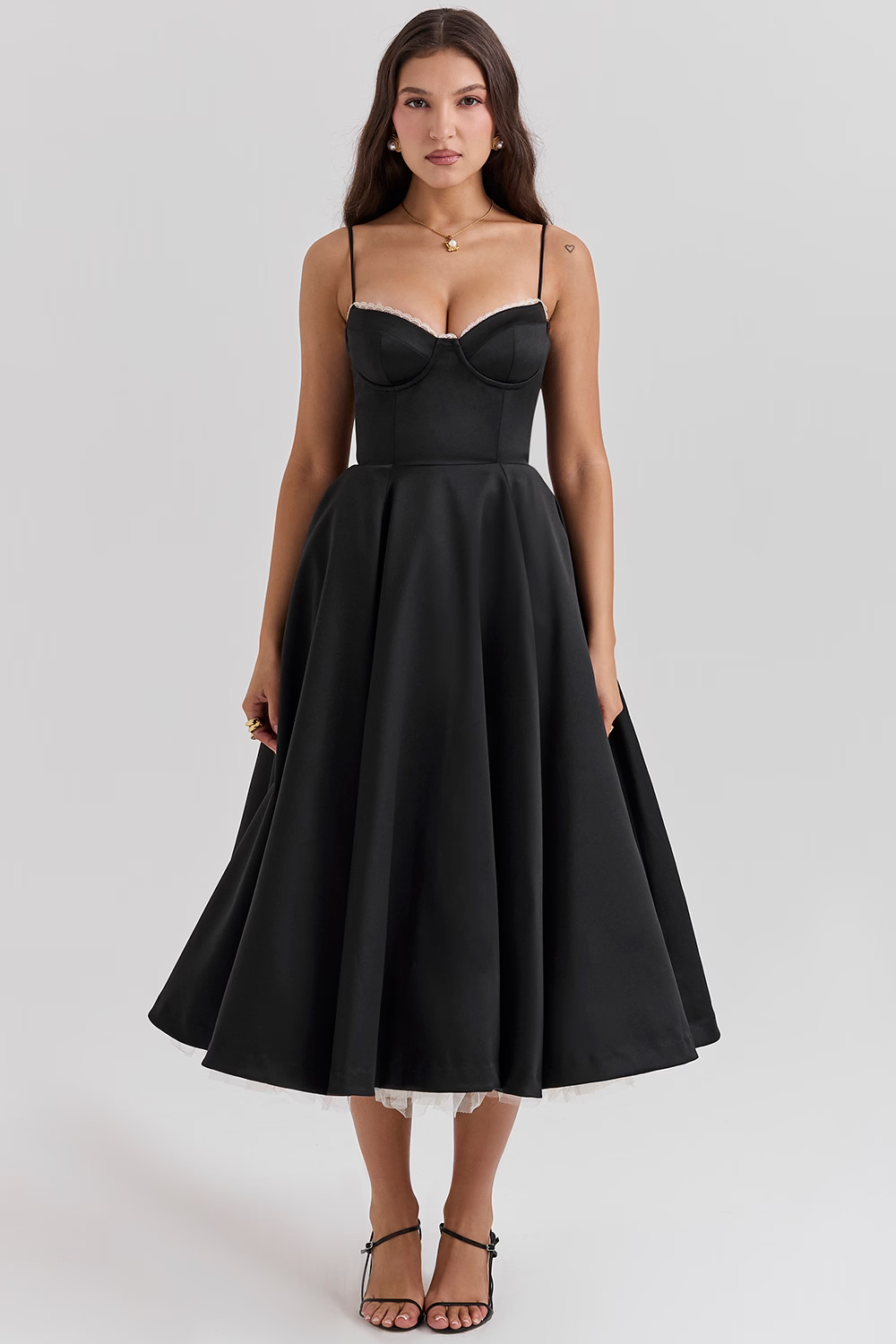 Nicole | Elegantes & modernes Kleid